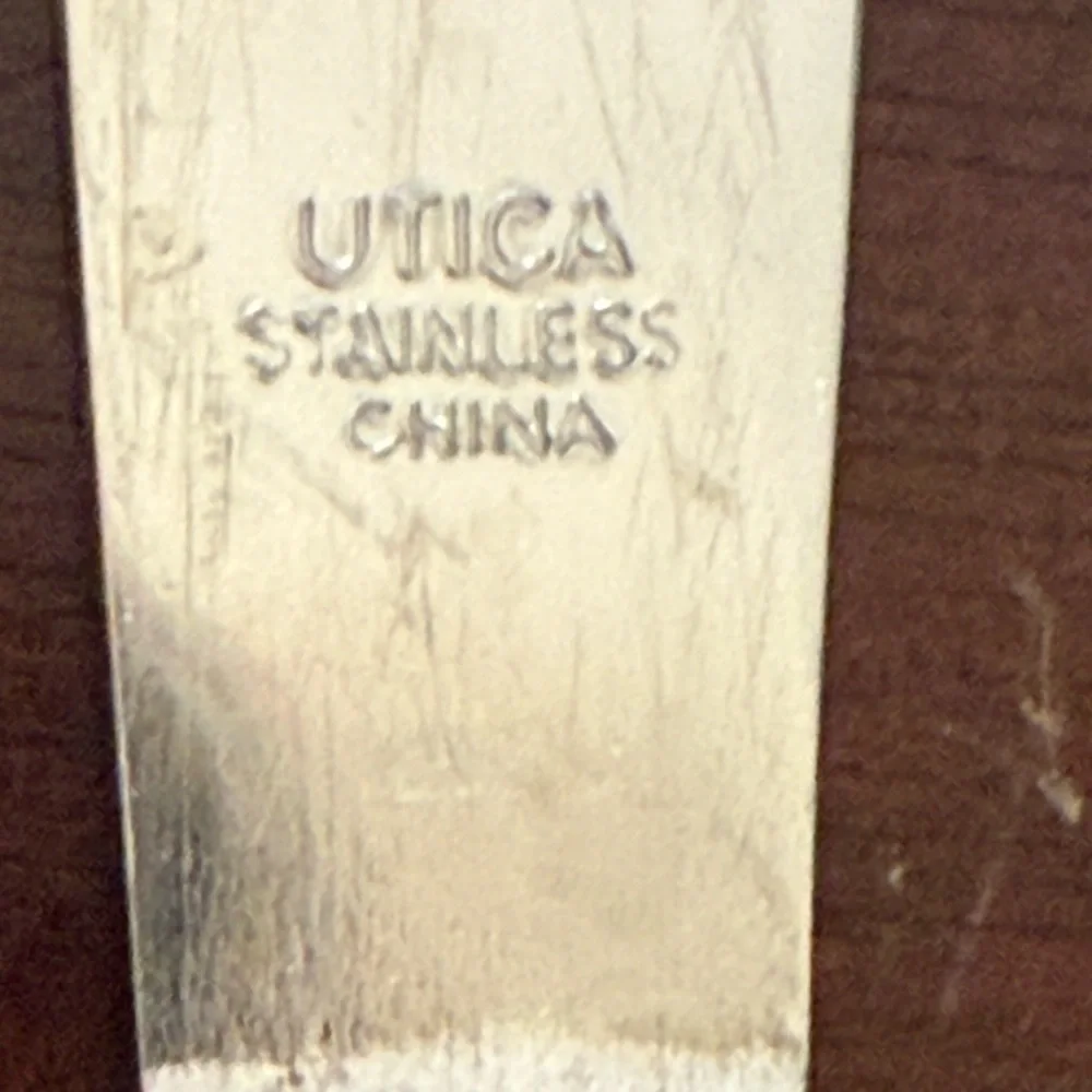 Vintage Set of 5 Stainless Utica China Butter Knives 8” L‎